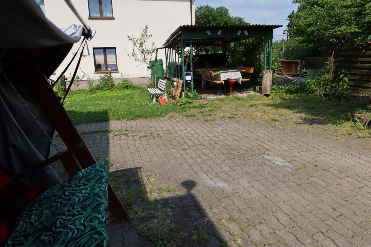 Ferienwohnung Im Einfamilienhaus, Automobil Und Robert Schumann Stadt Zwickau Ngoại thất bức ảnh